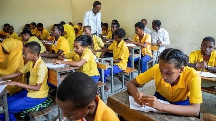 Élèves en classe GES